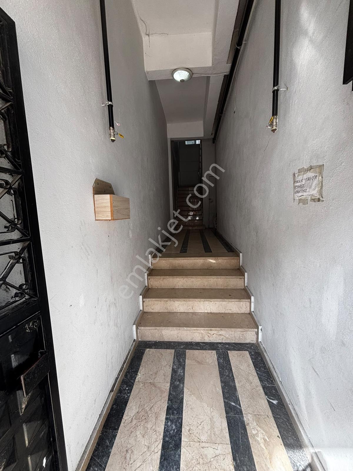 Cadde Üzerinde 3+1 Doğalgazlı Yatırımlık Daire — fotoğraf 20