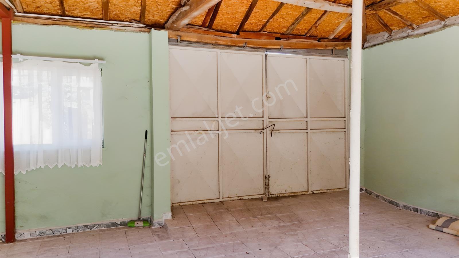 309 M² Bahçeli Müstakil Köy Evi Doğalgazlı 2 Yola Cephe Sarıköy — fotoğraf 3