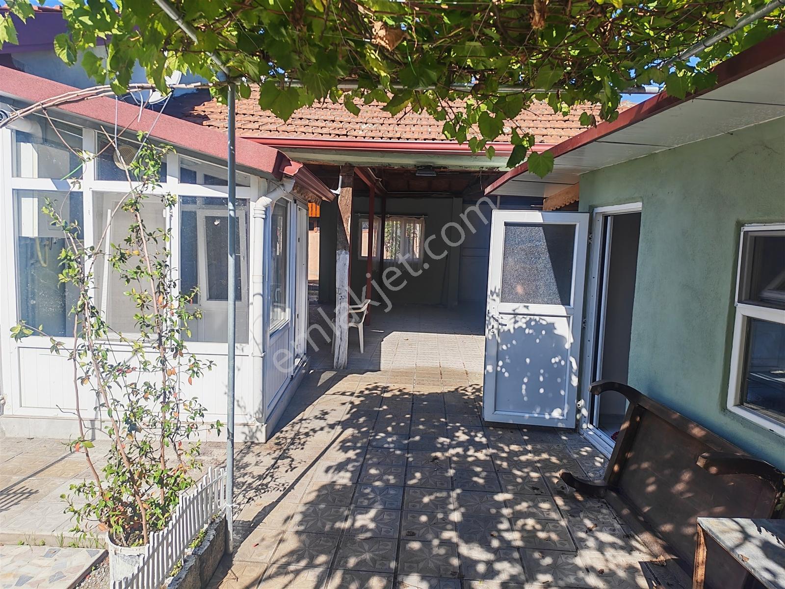 309 M² Bahçeli Müstakil Köy Evi Doğalgazlı 2 Yola Cephe Sarıköy — fotoğraf 32