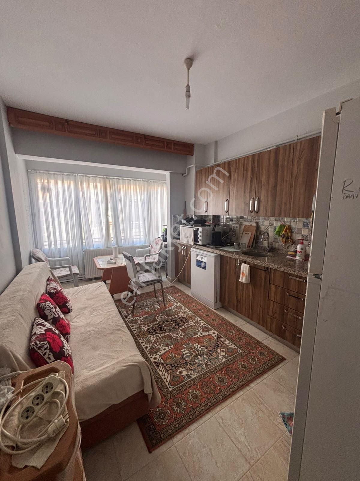 Pozitif'ten Halitpaşa'da Denize 30 Metre 90 M2 1.kat Köşe Daire — fotoğraf 5