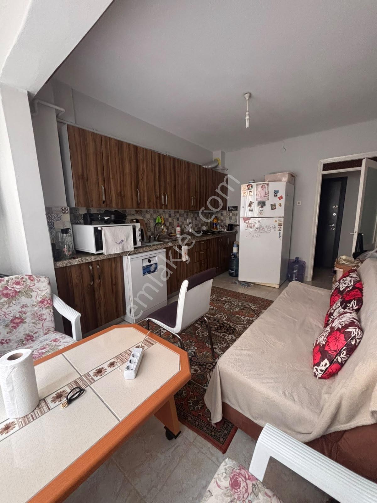 Pozitif'ten Halitpaşa'da Denize 30 Metre 90 M2 1.kat Köşe Daire — fotoğraf 6