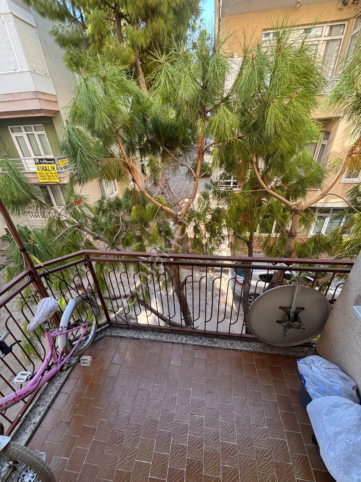 Pozitif'ten Halitpaşa'da Denize 30 Metre 90 M2 1.kat Köşe Daire — fotoğraf 13