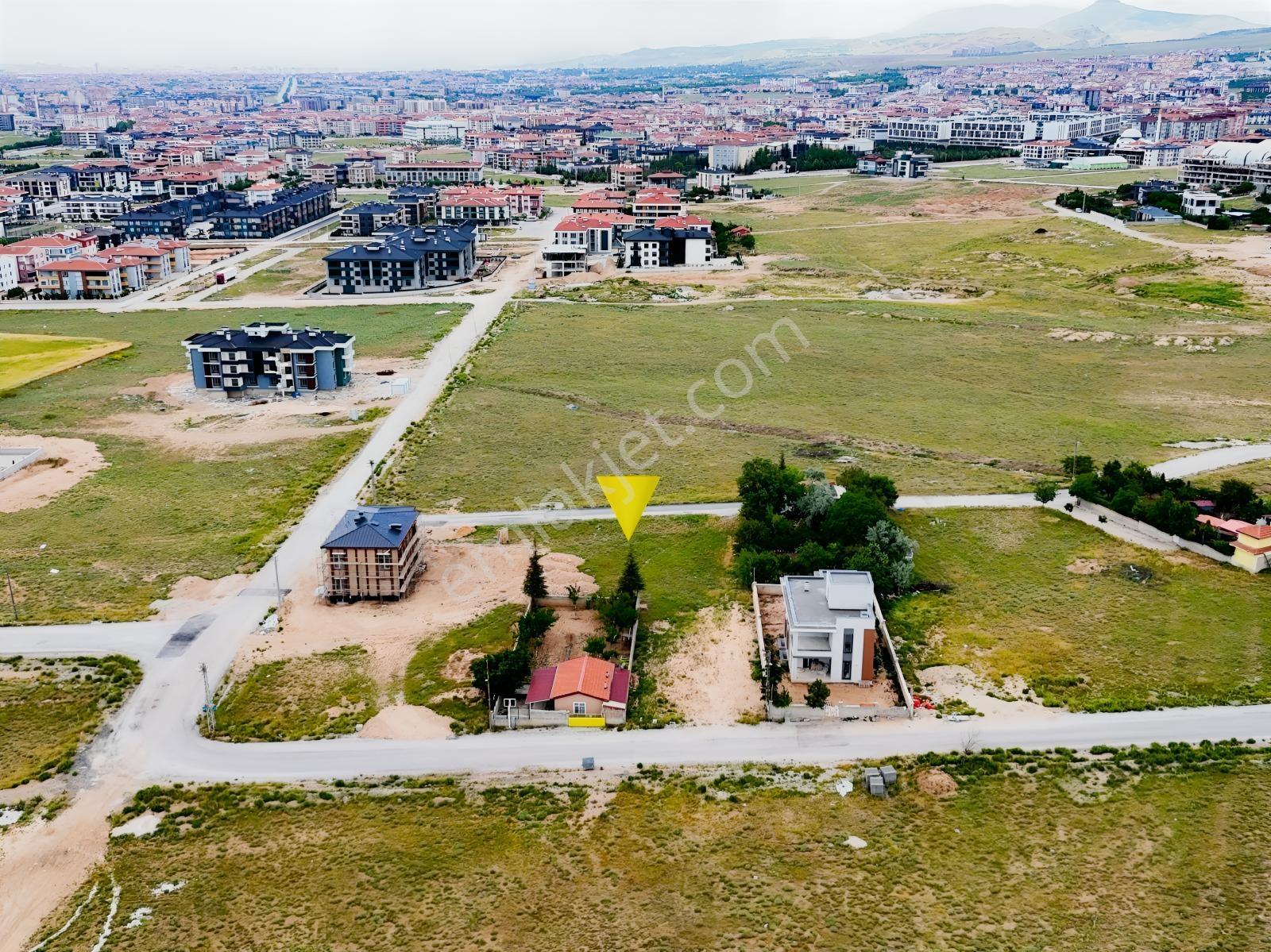 Selçuklu Yazır'da Müstakil Yanyana 2 Parsel Satılık Villa Arsası — fotoğraf 2