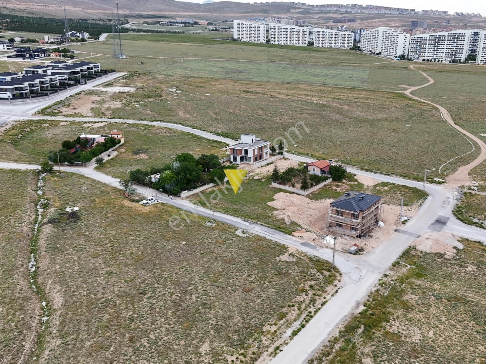 Selçuklu Yazır'da Müstakil Yanyana 2 Parsel Satılık Villa Arsası — fotoğraf 3
