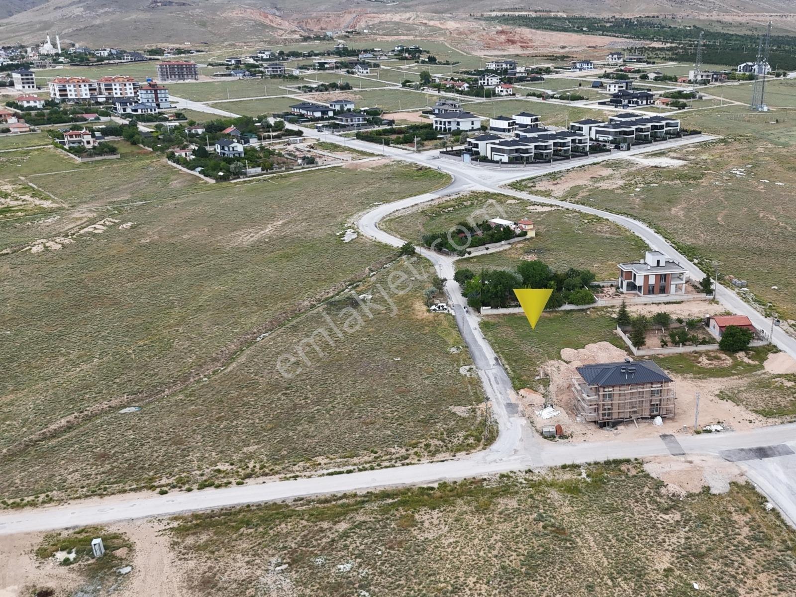 Selçuklu Yazır'da Müstakil Yanyana 2 Parsel Satılık Villa Arsası — fotoğraf 8