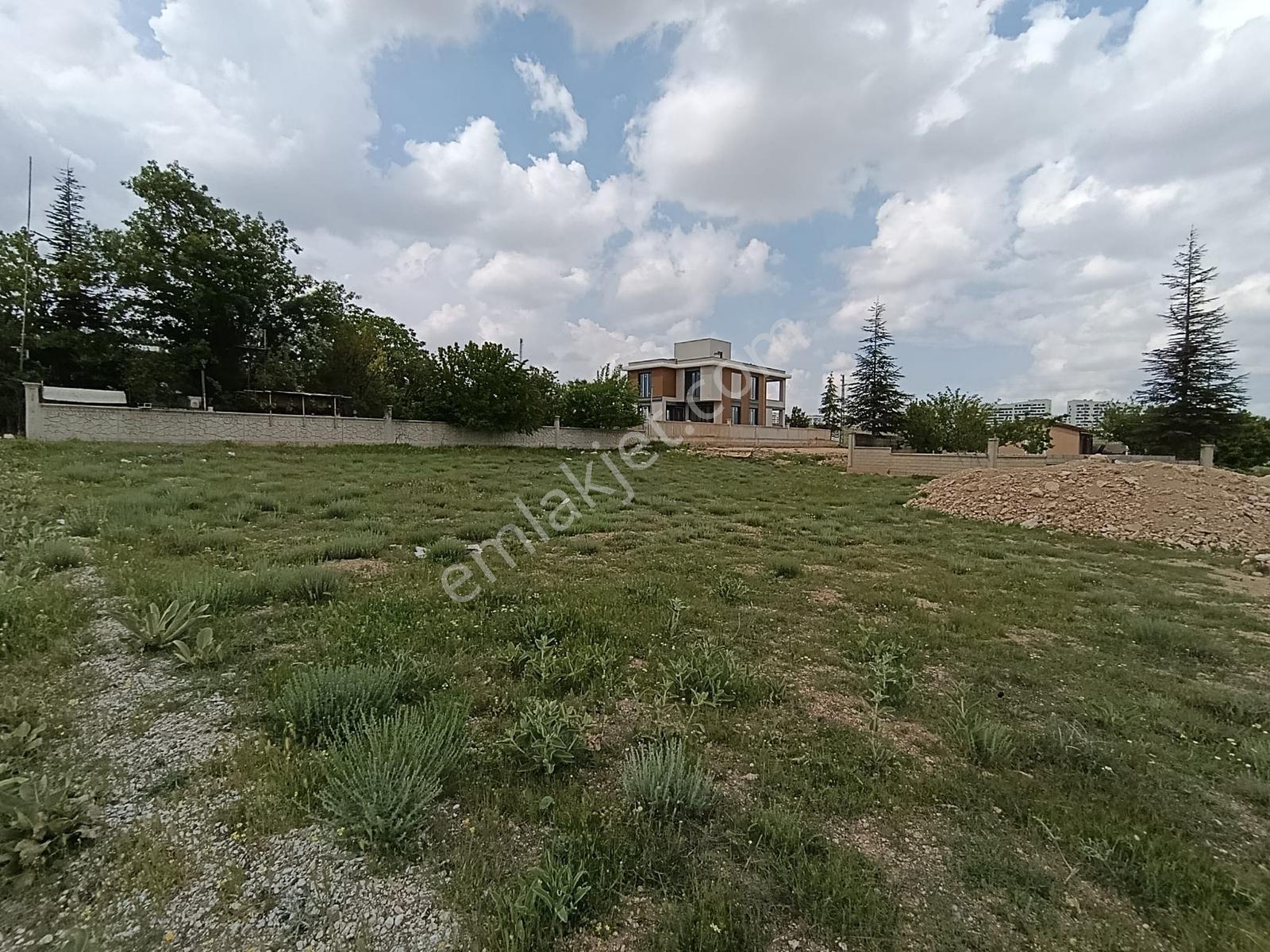 Selçuklu Yazır'da Müstakil Yanyana 2 Parsel Satılık Villa Arsası — fotoğraf 18
