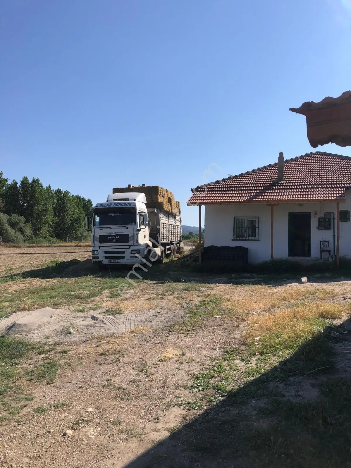 76 Uşak Camyazıda Doğa İçinde 8.971 M² Satılık Arazı — fotoğraf 3