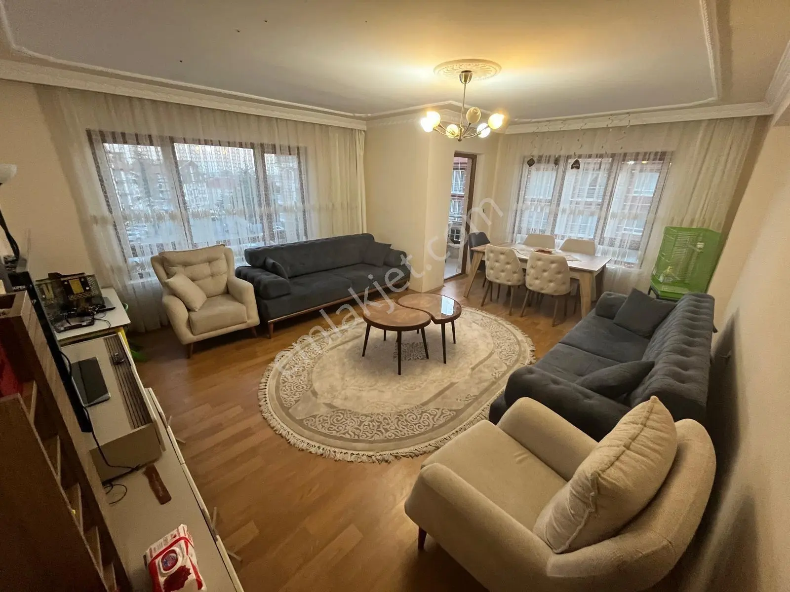 Keçiören Ufuktepede 4+1 Katta 2 Banyo 3balkon Asansörlü Kök Tapu
