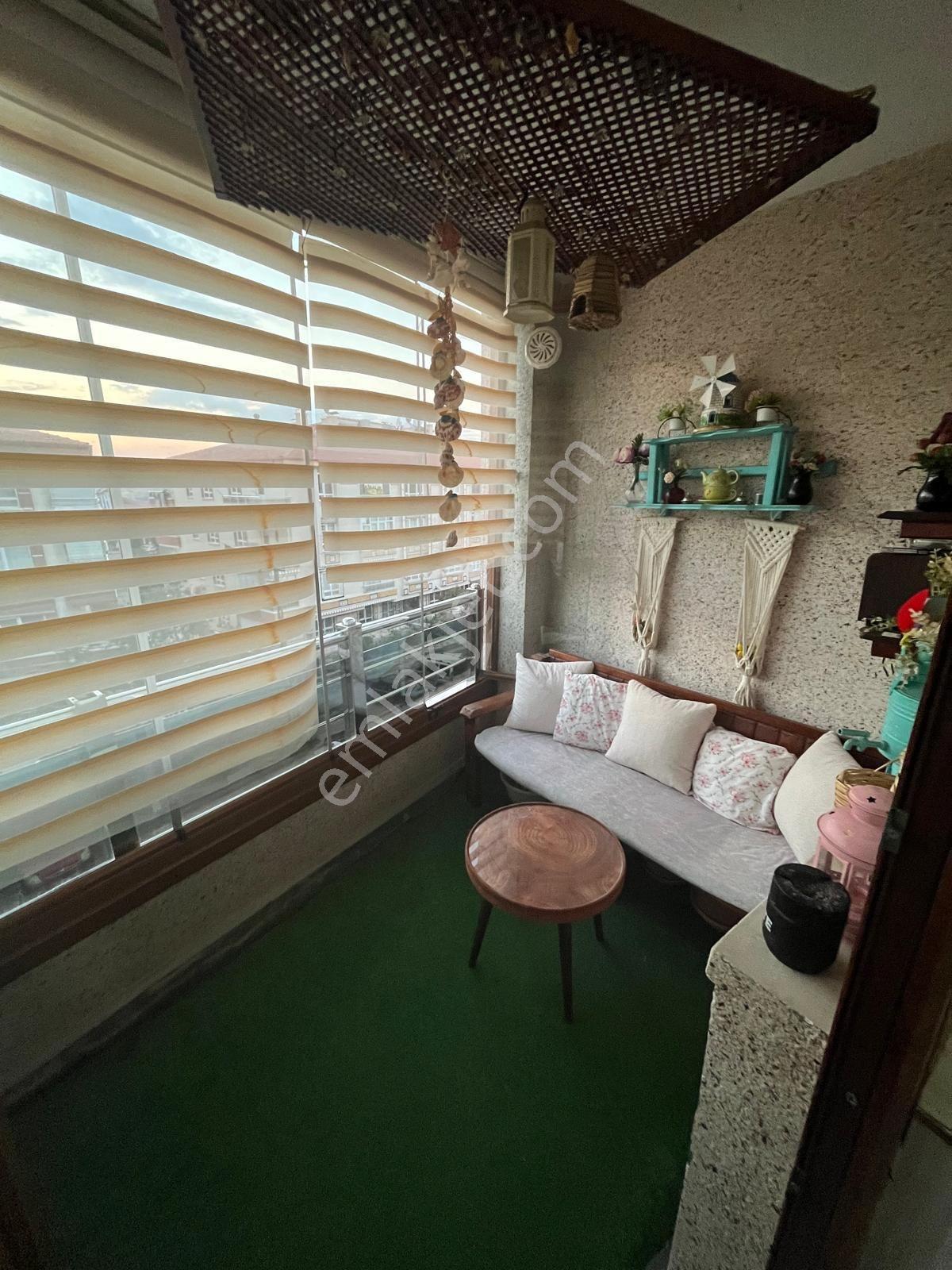 Keçiören Ufuktepede 4+1 Katta 2 Banyo 3balkon Asansörlü Kök Tapu — fotoğraf 12