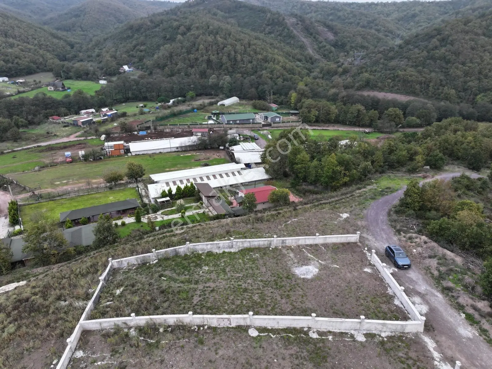 Rens'ten Taş Duvarla Çevrili Muvafakatlı Doğa Manzaralı 605 M² — fotoğraf 5