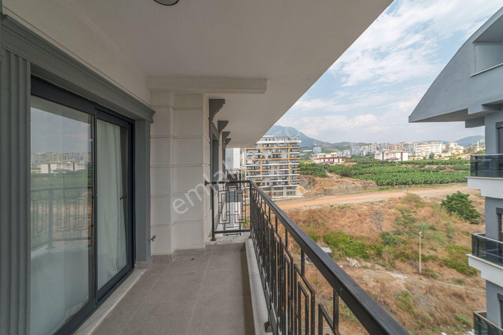 Alanya Mahmutlarda Denize Yakın Ultra Lüks 2+1 Penthouse — fotoğraf 13