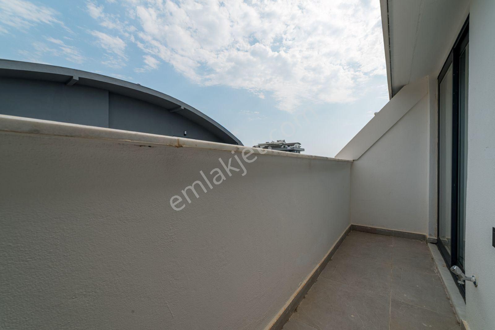 Alanya Mahmutlarda Denize Yakın Ultra Lüks 2+1 Penthouse — fotoğraf 17