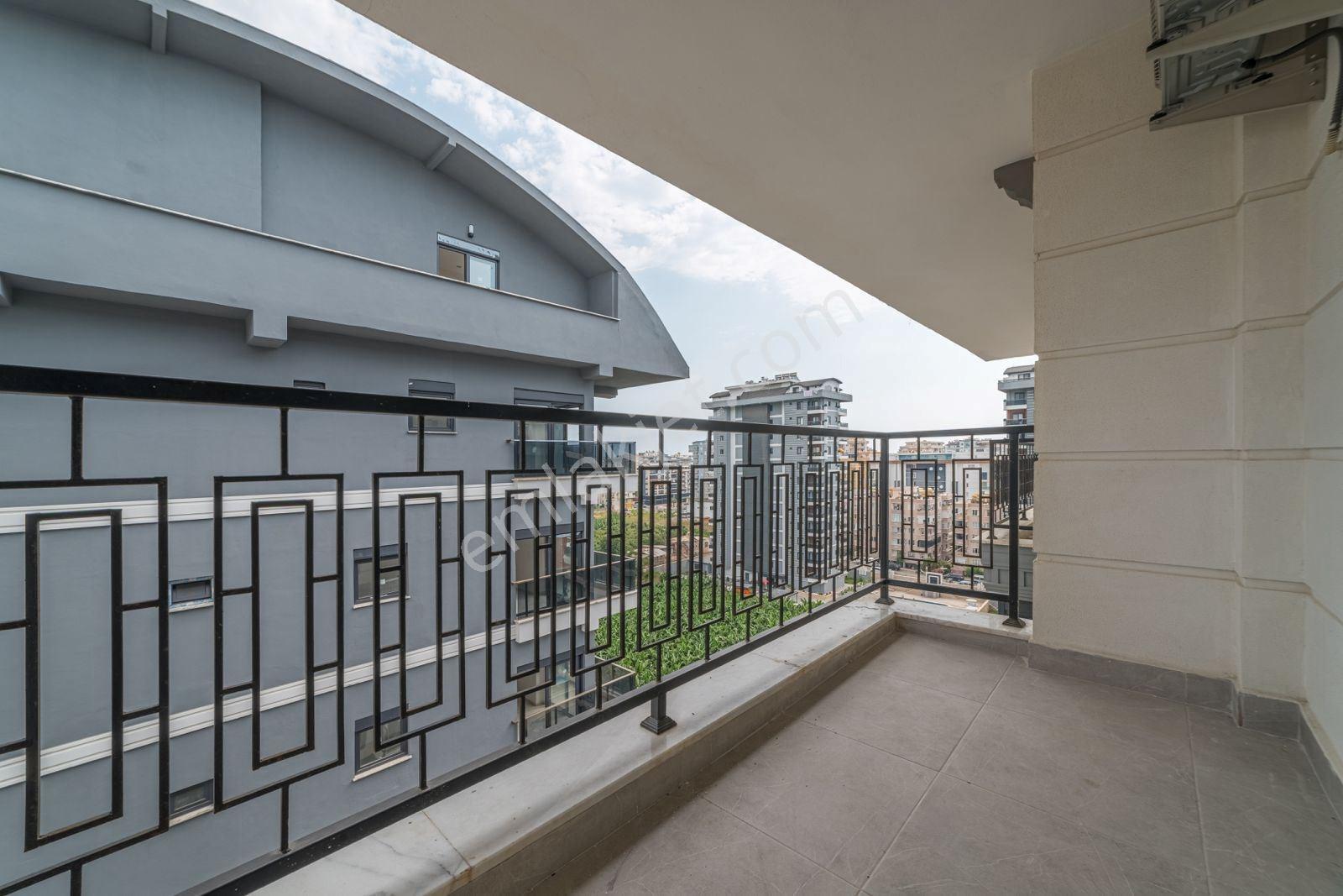 Alanya Mahmutlarda Denize Yakın Ultra Lüks 2+1 Penthouse — fotoğraf 18