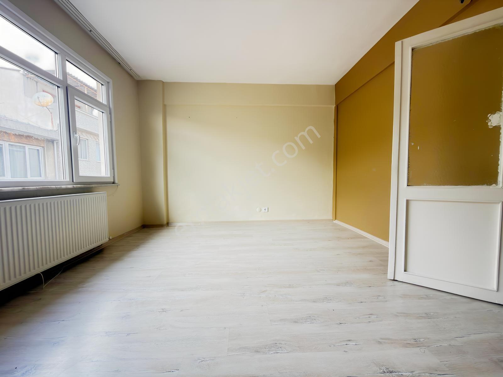 Kadıköy Rasimpaşa Mah Talat Bey Sokakta 2+1 Kombili — fotoğraf 2