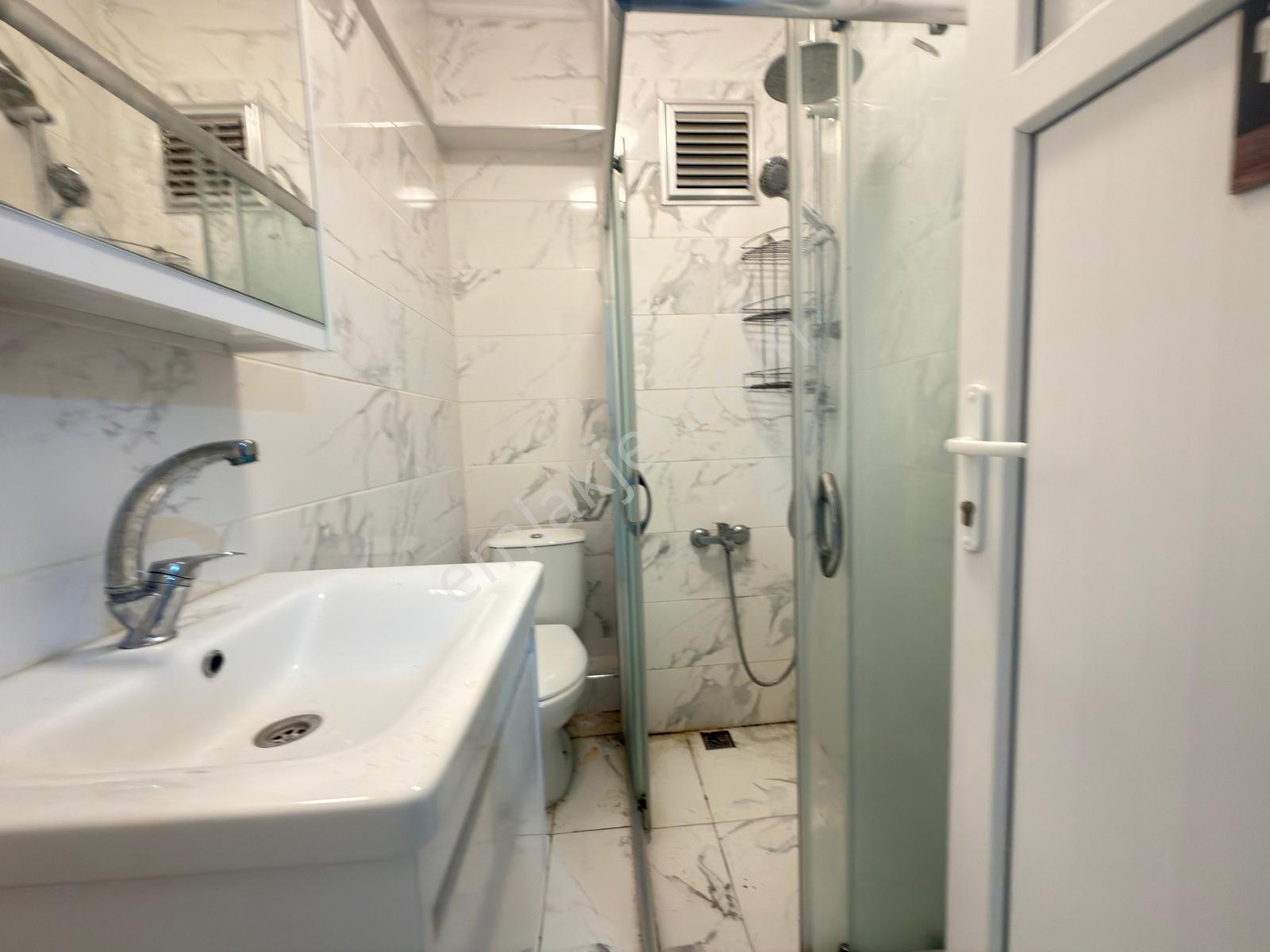 Kadıköy Rasimpaşa Mah Talat Bey Sokakta 2+1 Kombili — fotoğraf 8