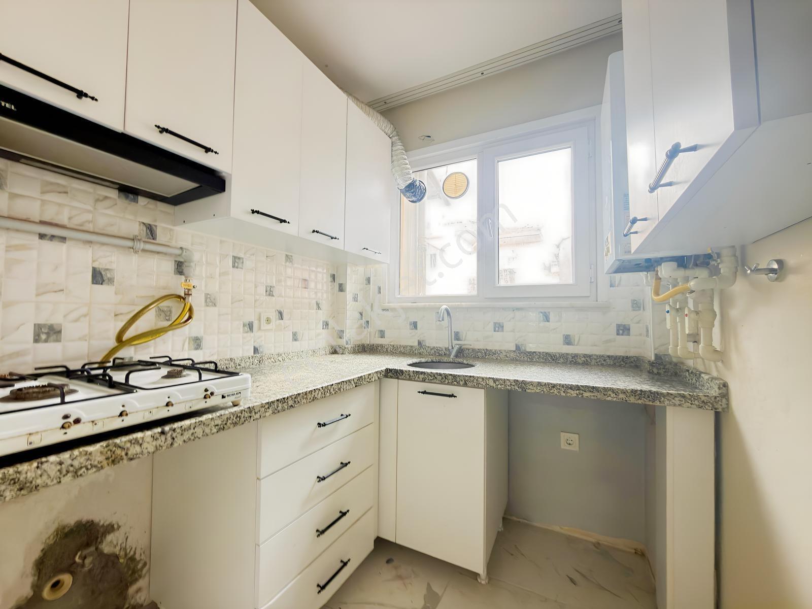Kadıköy Rasimpaşa Mah Talat Bey Sokakta 2+1 Kombili — fotoğraf 10