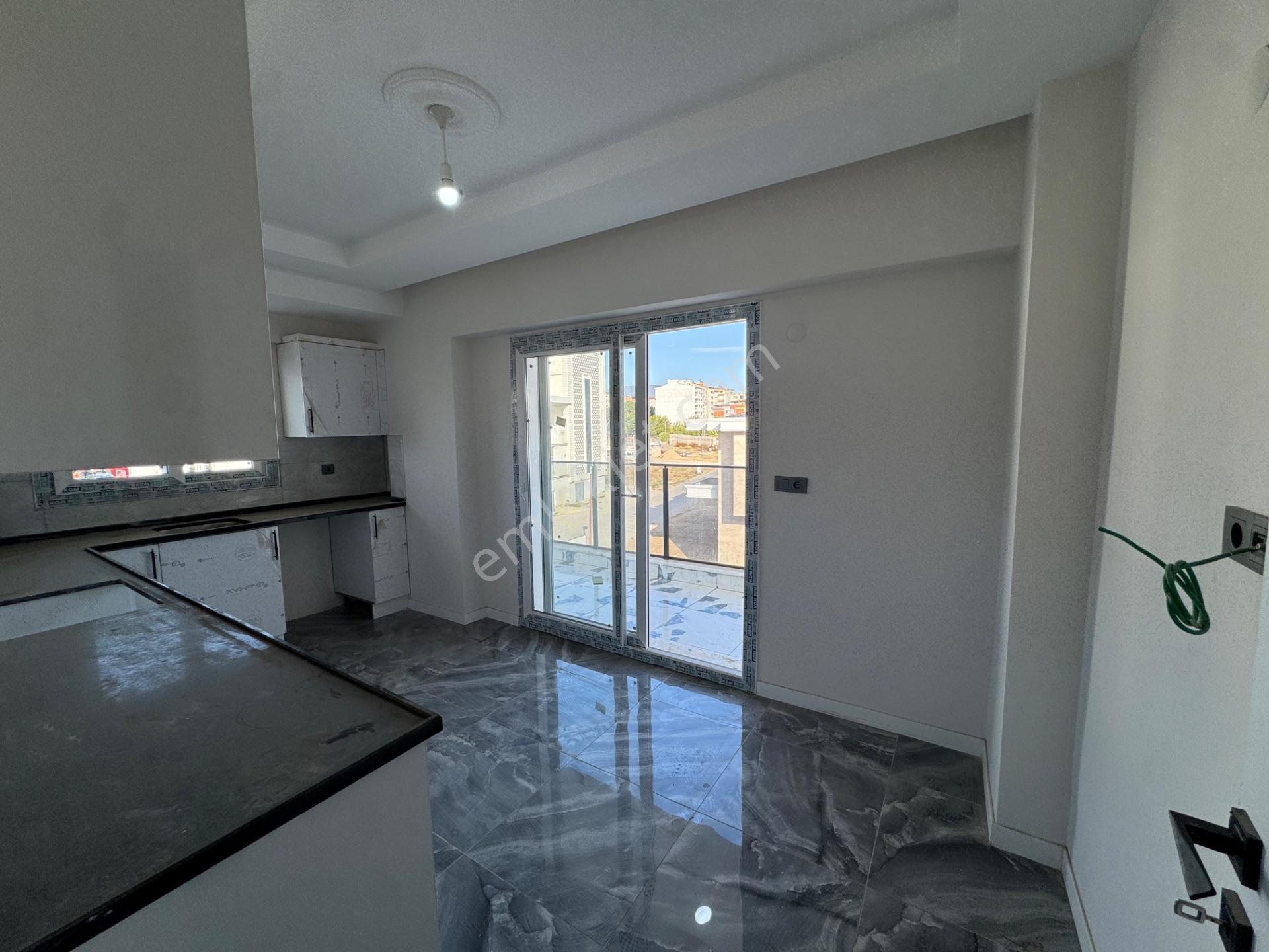 Gültekin Emlaktan Şirinevler Mahallesinde Satılık 2+1 Lüks Daire — fotoğraf 12