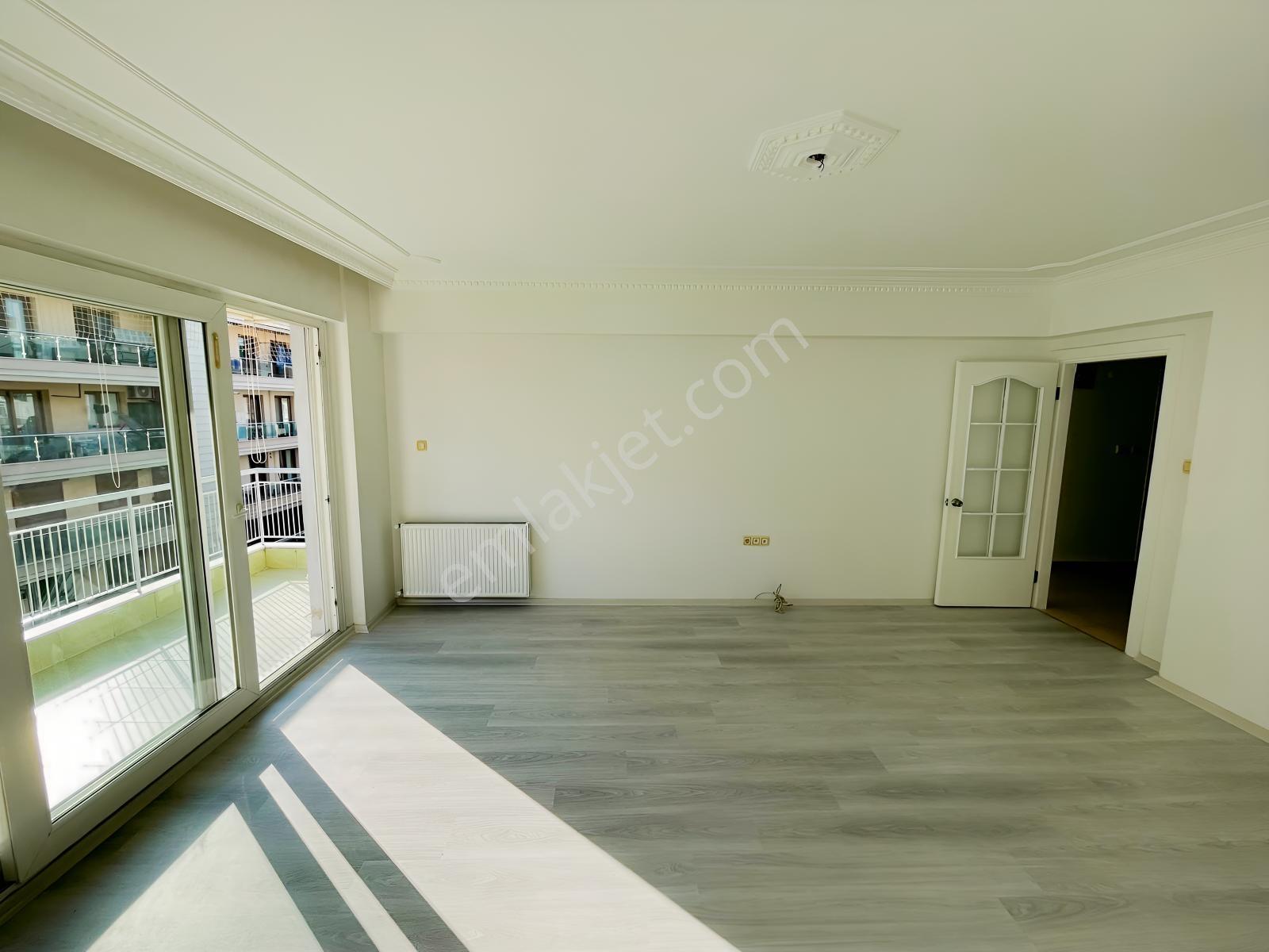 Karşıyaka Da Asansörlü, Çift Cephe Ferah Satılık 3+1 Daire F104 — fotoğraf 6