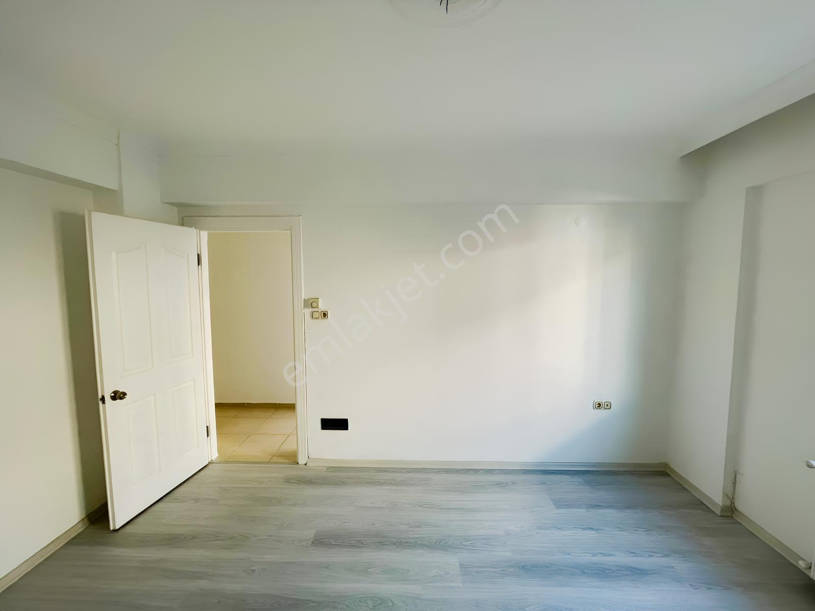 Karşıyaka Da Asansörlü, Çift Cephe Ferah Satılık 3+1 Daire F104 — fotoğraf 7