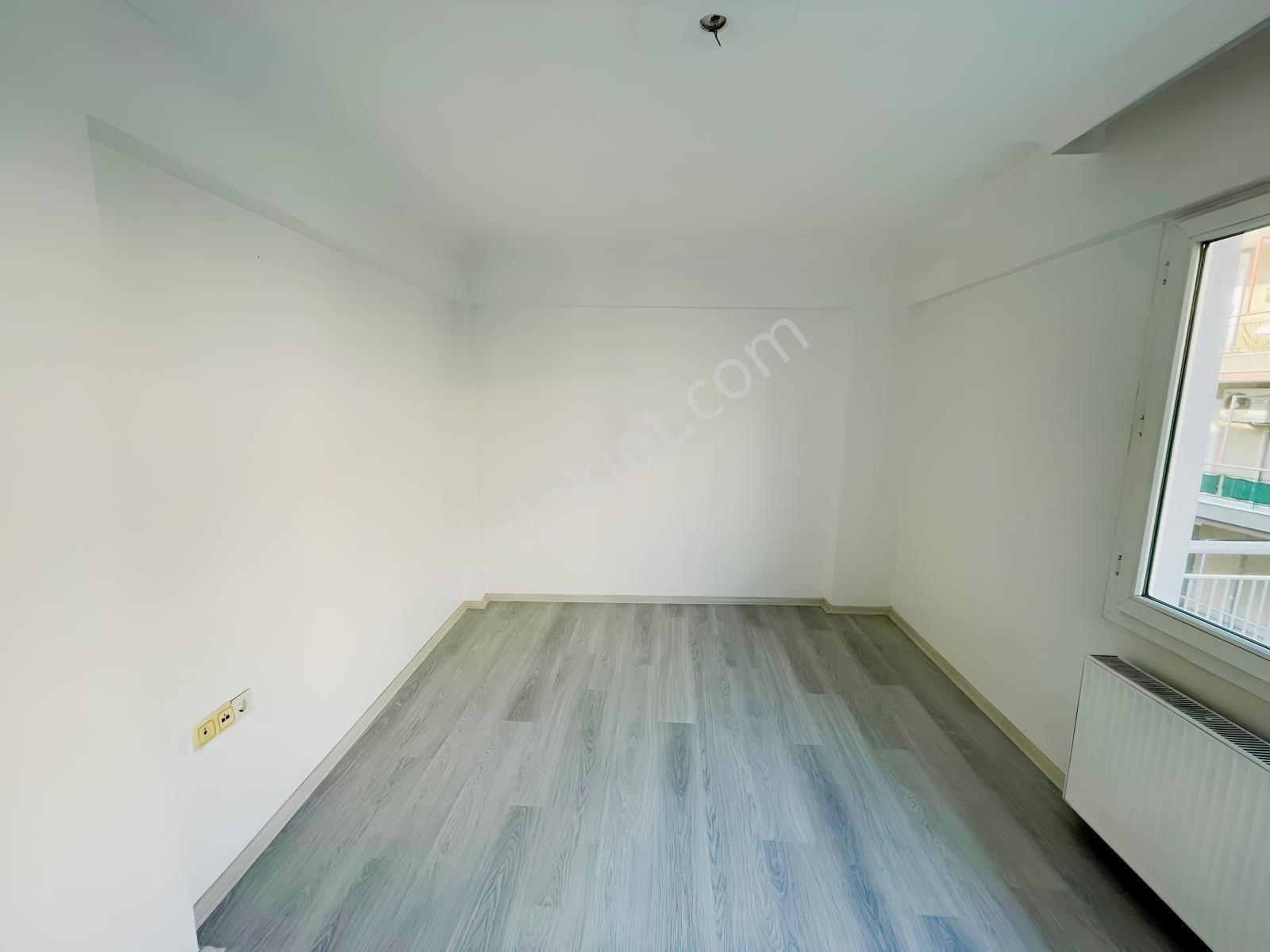 Karşıyaka Da Asansörlü, Çift Cephe Ferah Satılık 3+1 Daire F104 — fotoğraf 13