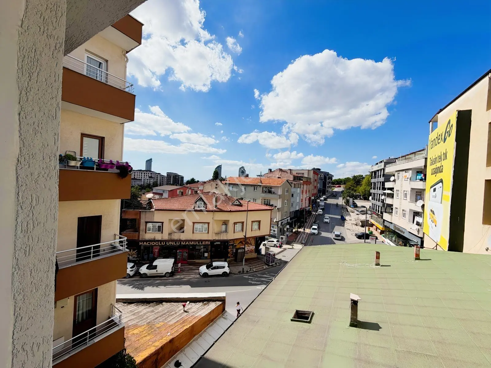 F-l Emlaktan Emaar Avm Libadiye Ve Acıbadem Metrobüs Yakını 2+1 — fotoğraf 2
