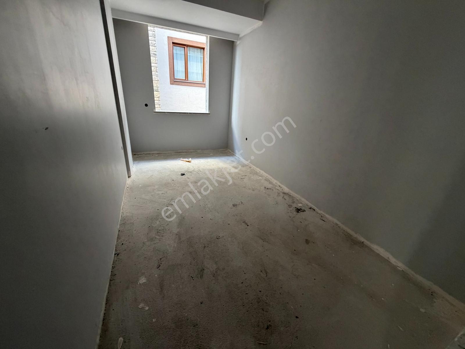 F-l Emlaktan Emaar Avm Libadiye Ve Acıbadem Metrobüs Yakını 2+1 — fotoğraf 14