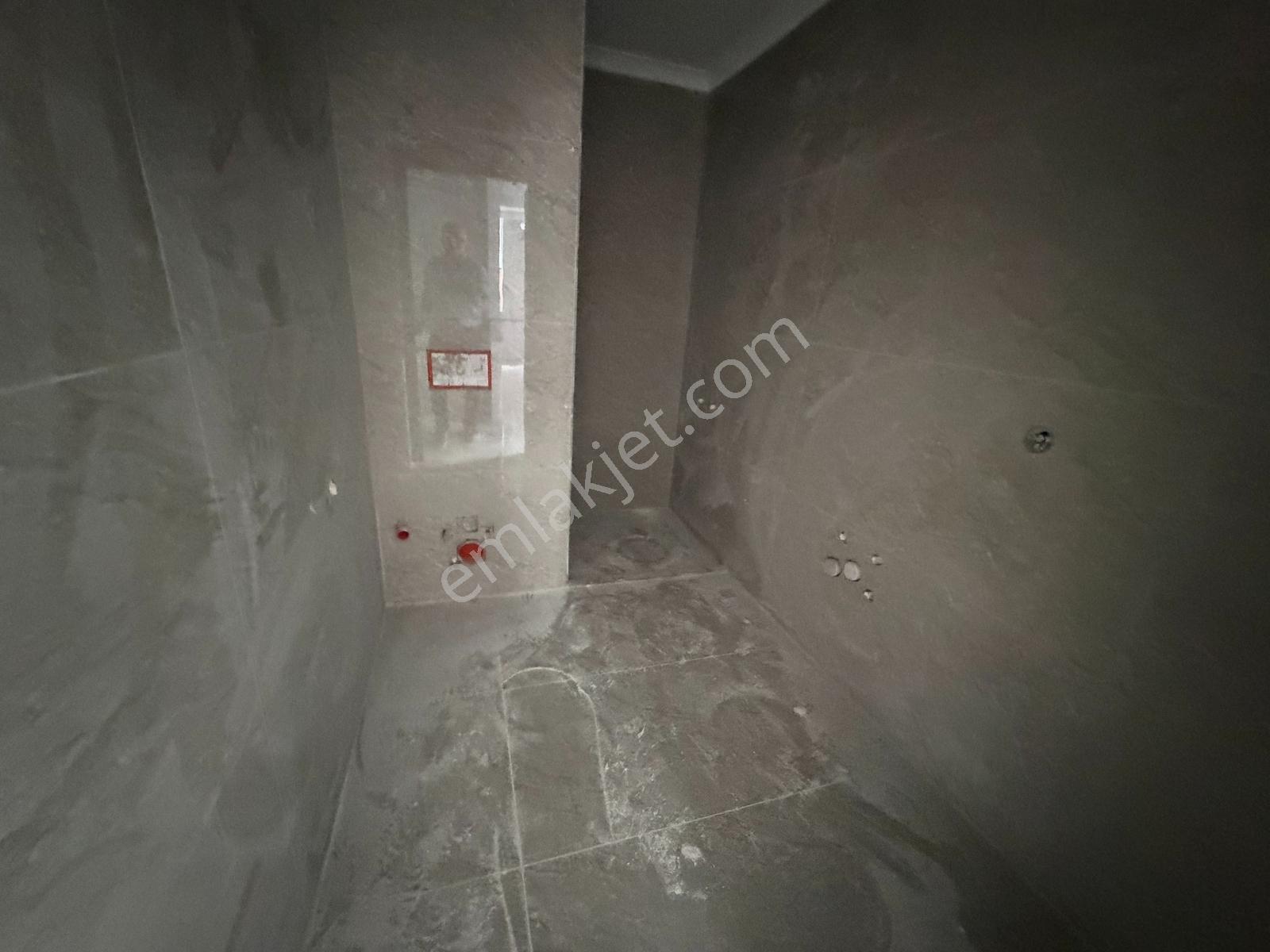 F-l Emlaktan Emaar Avm Libadiye Ve Acıbadem Metrobüs Yakını 2+1 — fotoğraf 15