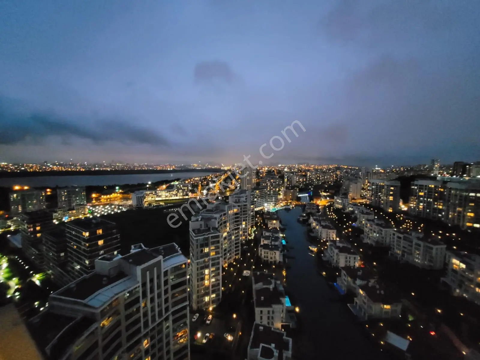 İstanbul Saraylarında 22. Kat | 74 M² | Yerden Isıtmalı 1+1 — fotoğraf 16