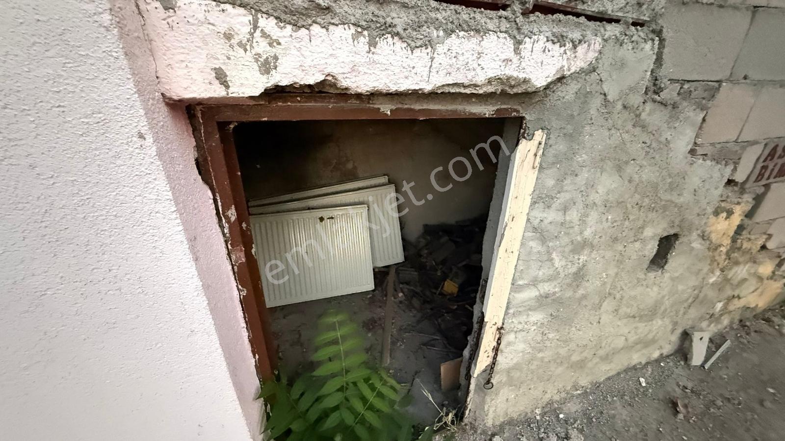 Kozaklı Merkezde 930 M² Bahçeli, 10 Odalı, 3 Adet 1+1 Var — fotoğraf 13