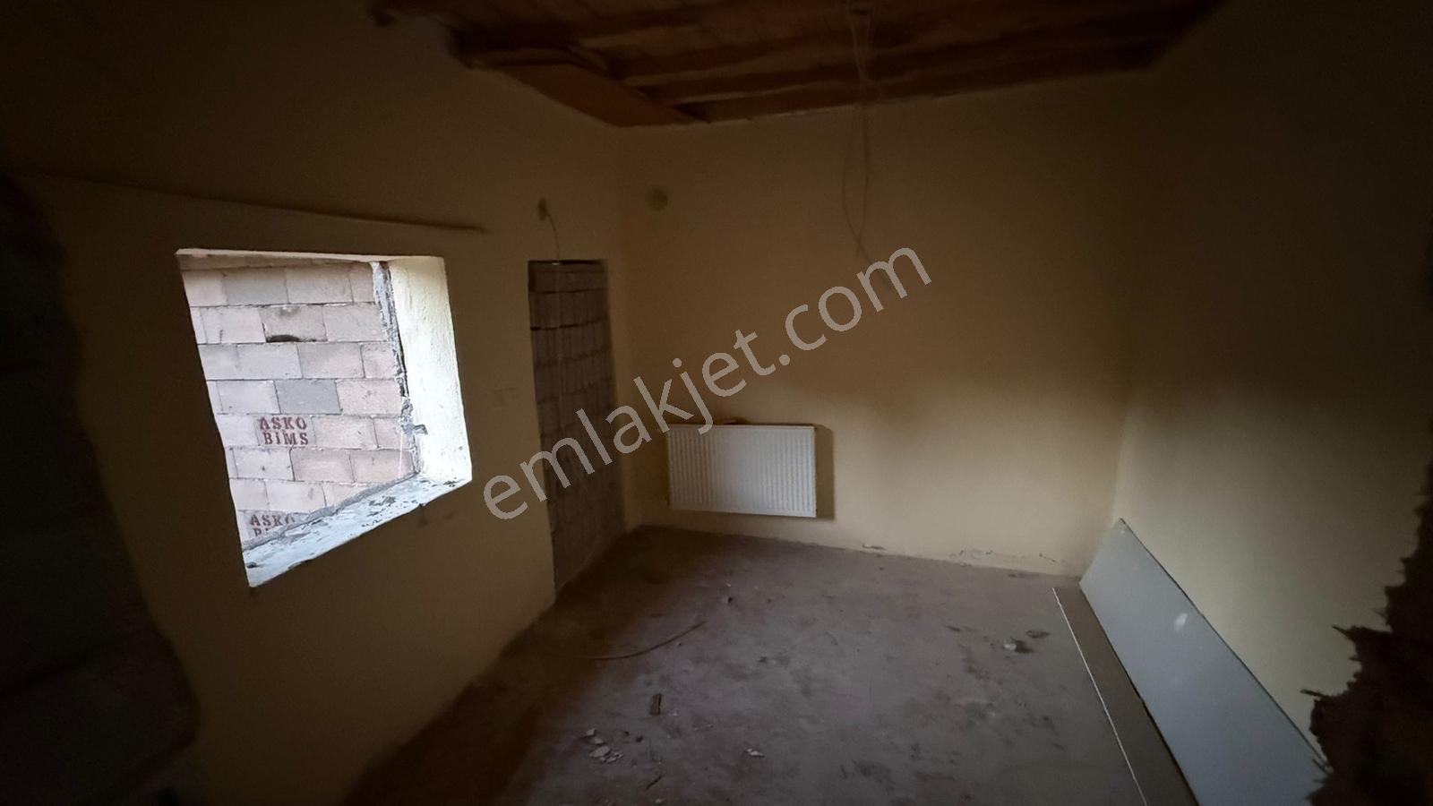 Kozaklı Merkezde 930 M² Bahçeli, 10 Odalı, 3 Adet 1+1 Var — fotoğraf 26