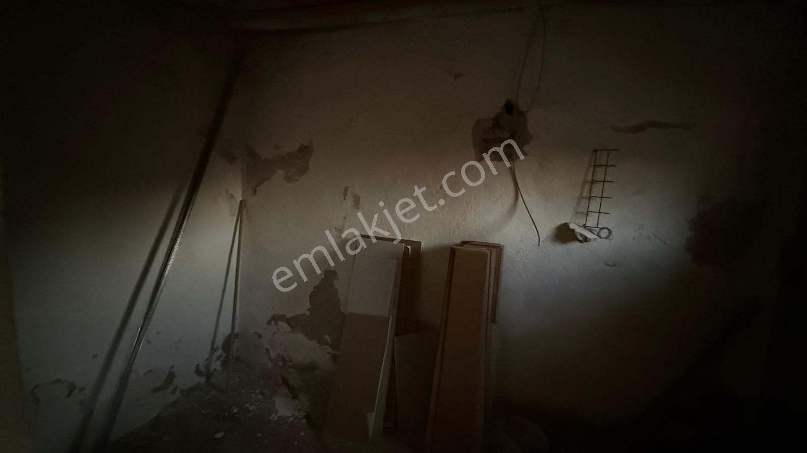 Kozaklı Merkezde 930 M² Bahçeli, 10 Odalı, 3 Adet 1+1 Var — fotoğraf 27