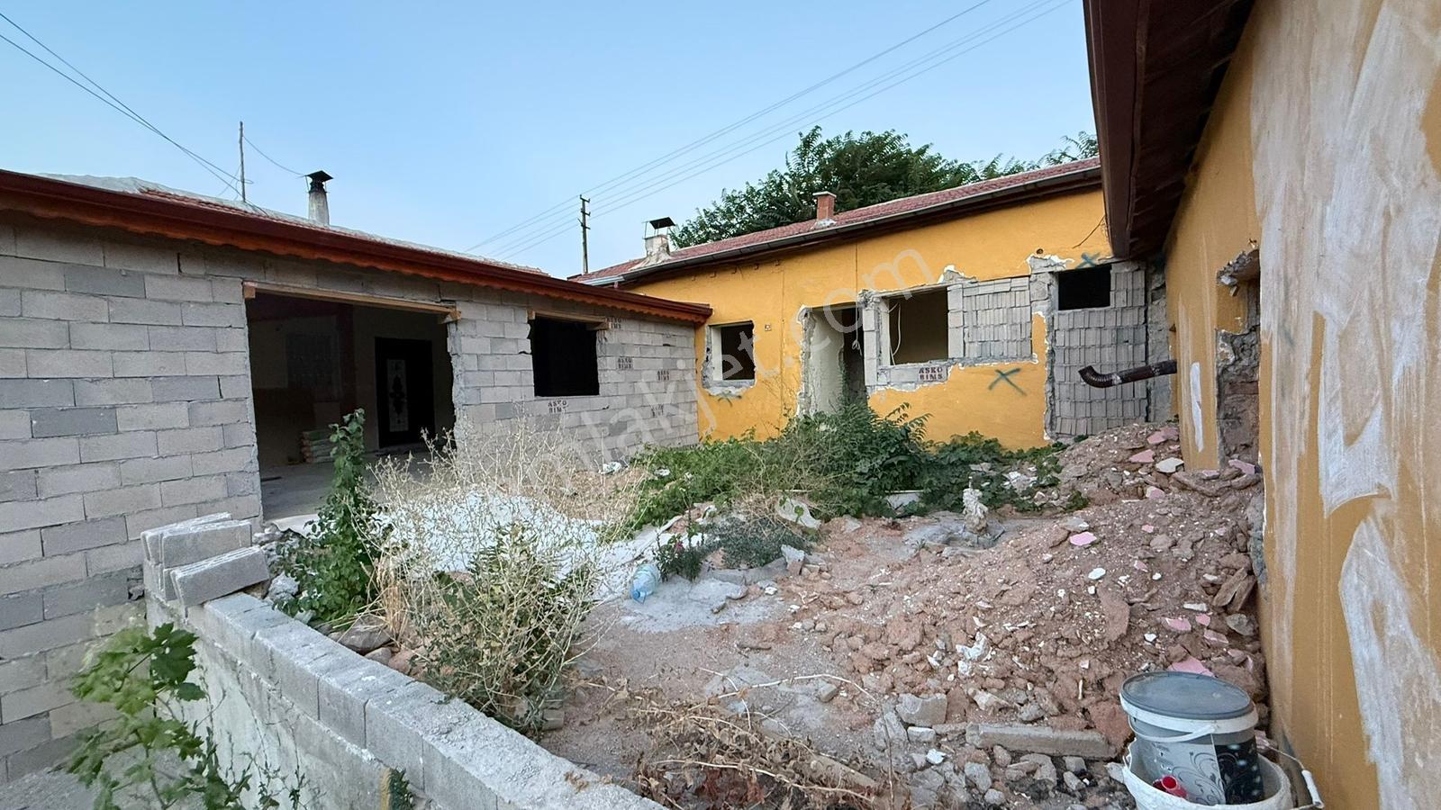 Kozaklı Merkezde 930 M² Bahçeli, 10 Odalı, 3 Adet 1+1 Var — fotoğraf 29