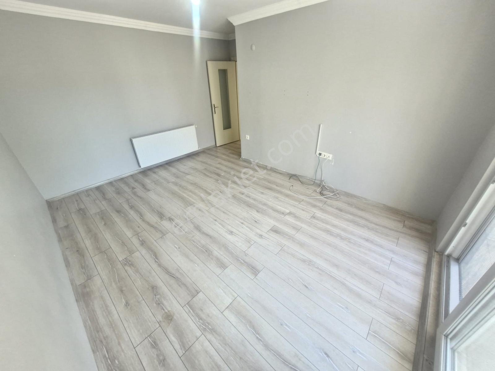 Huzur'dan Mithatpaşa Mah.de 3+1 Ebeveny Banyolu Doğalgazlı Daire — fotoğraf 15