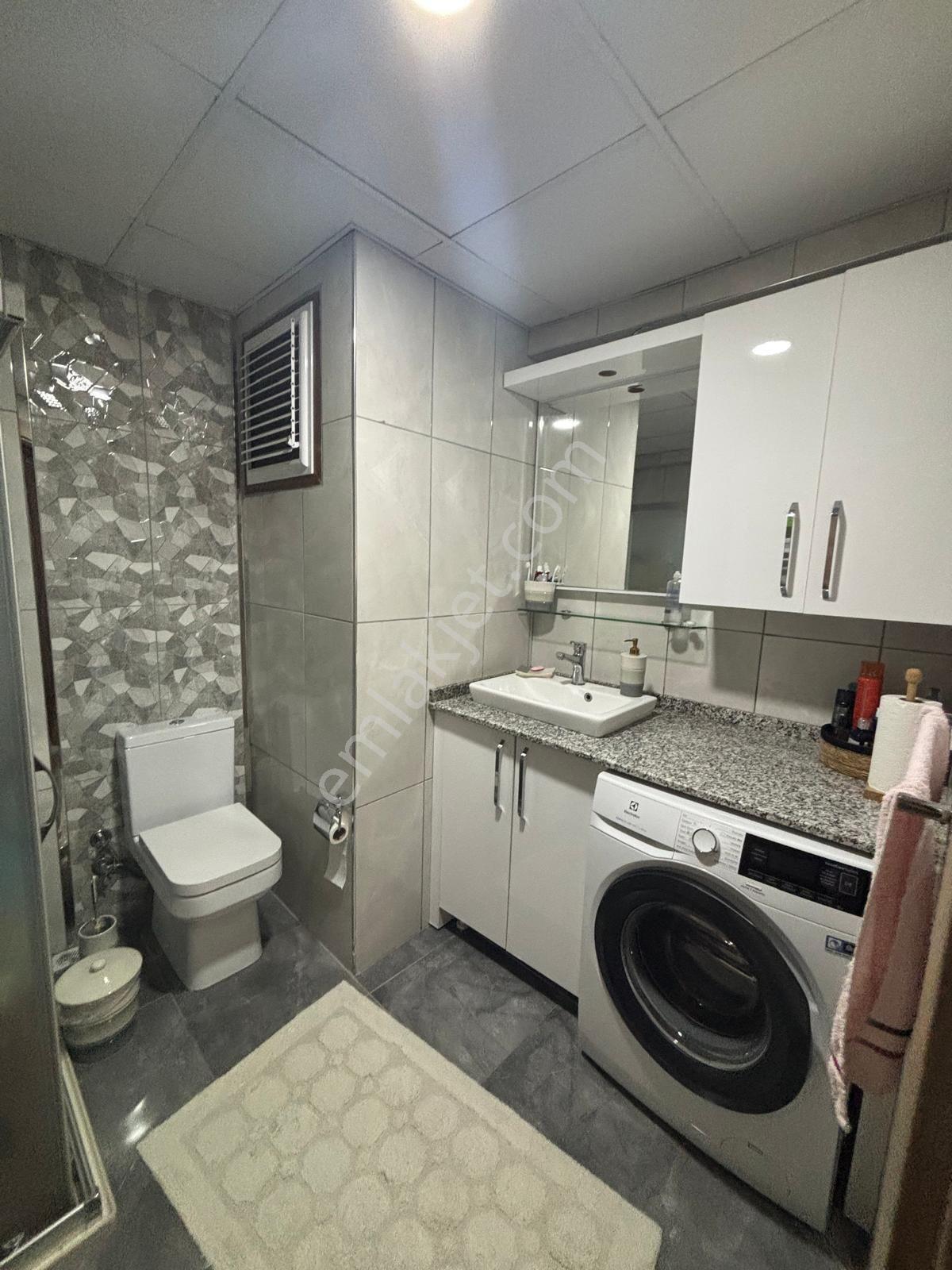 Akıncılar Mah. Ebeveyn Banyolu 2+1 Satılık Daire — fotoğraf 10