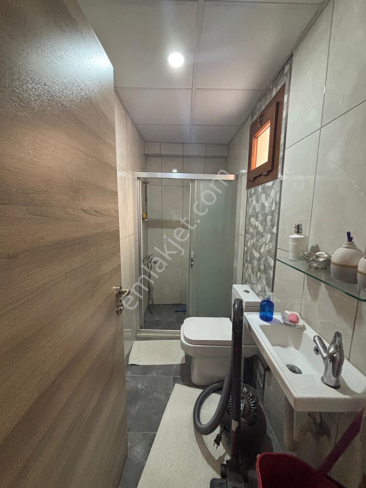 Akıncılar Mah. Ebeveyn Banyolu 2+1 Satılık Daire — fotoğraf 23