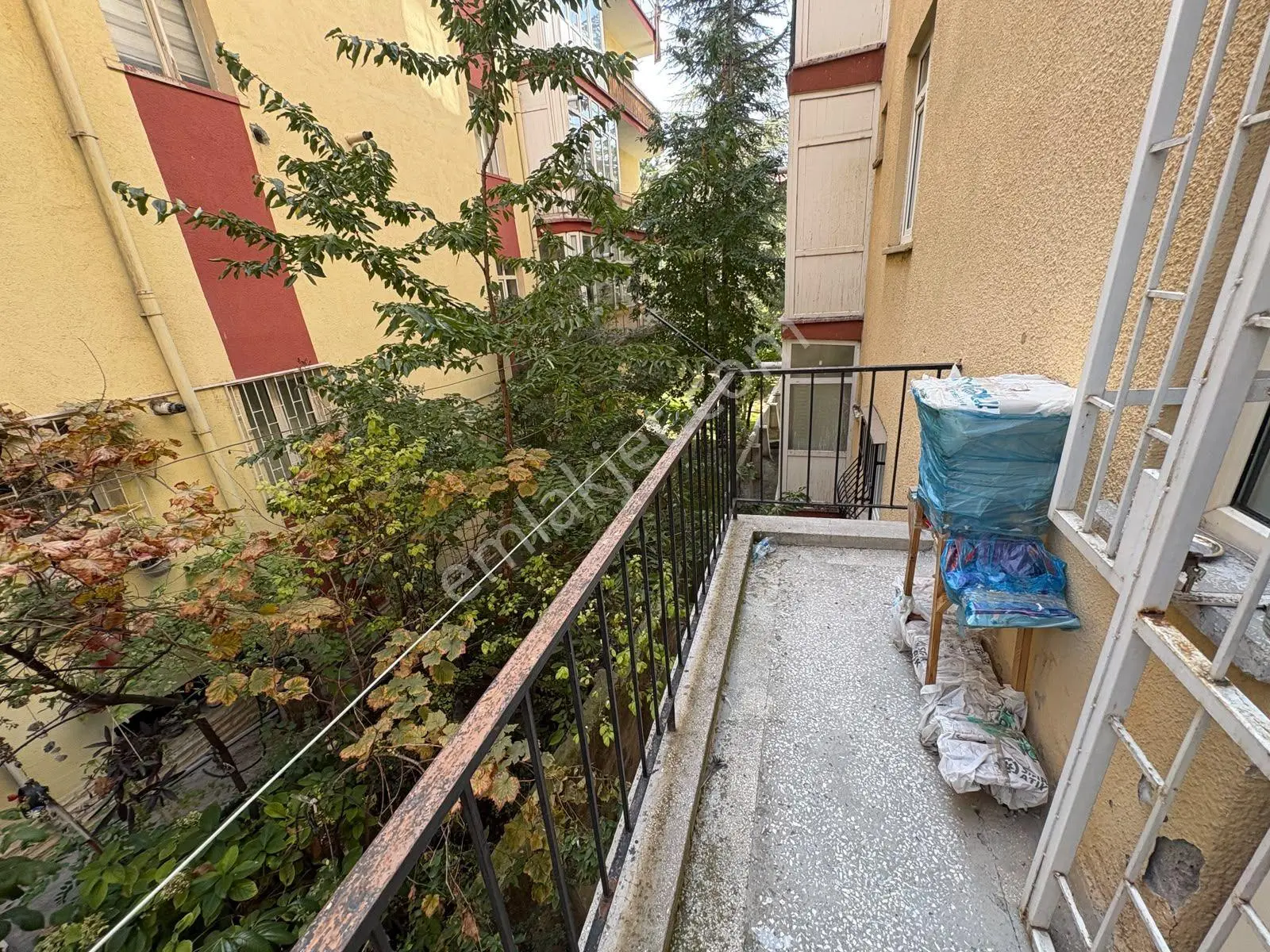 Göral Emlaktan 3+1 Yüksek Giriş Yapılı Öncephe Çetin Emeç Yakını — fotoğraf 5