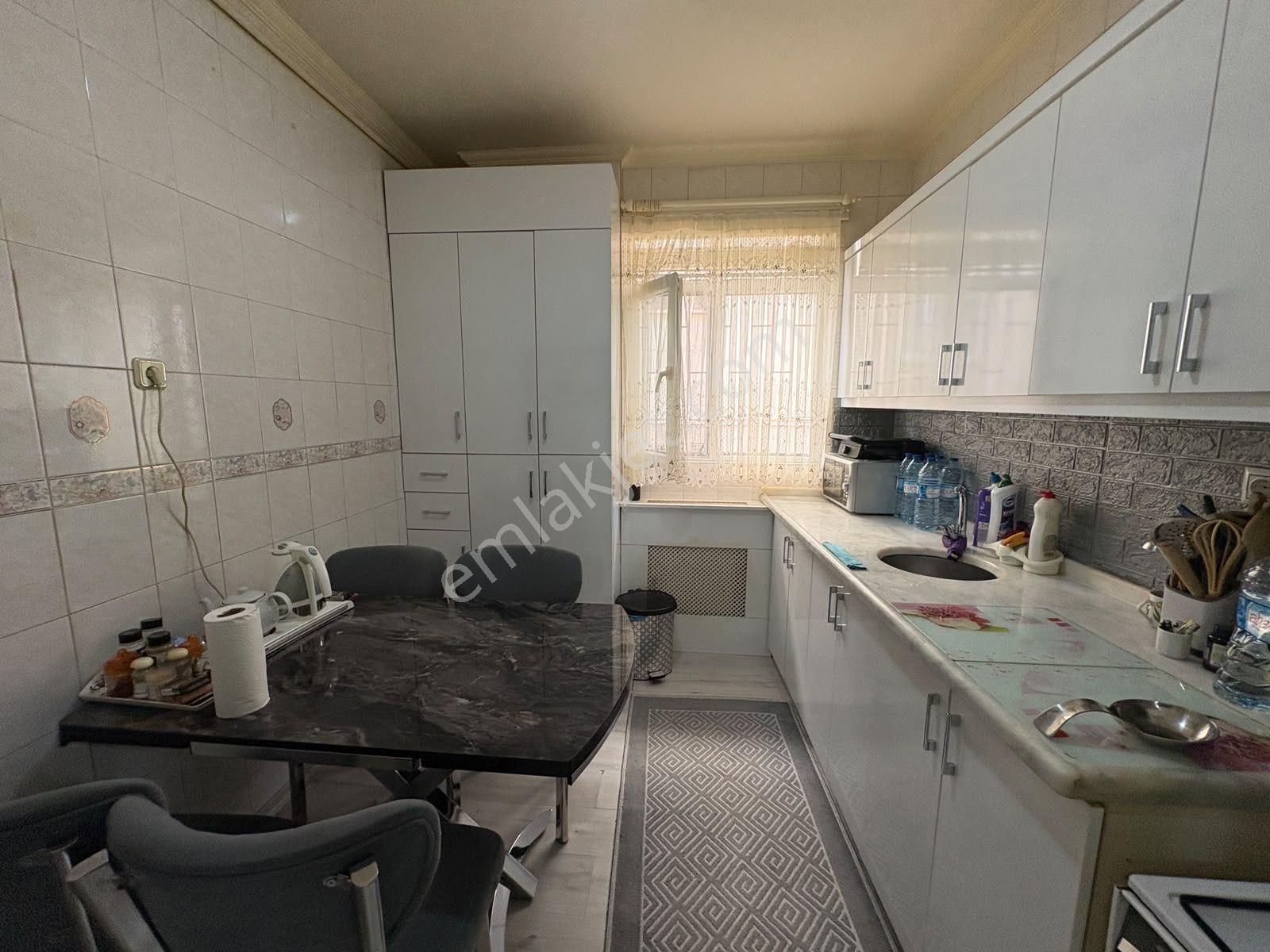 Göral Emlaktan 3+1 Yüksek Giriş Yapılı Öncephe Çetin Emeç Yakını — fotoğraf 23