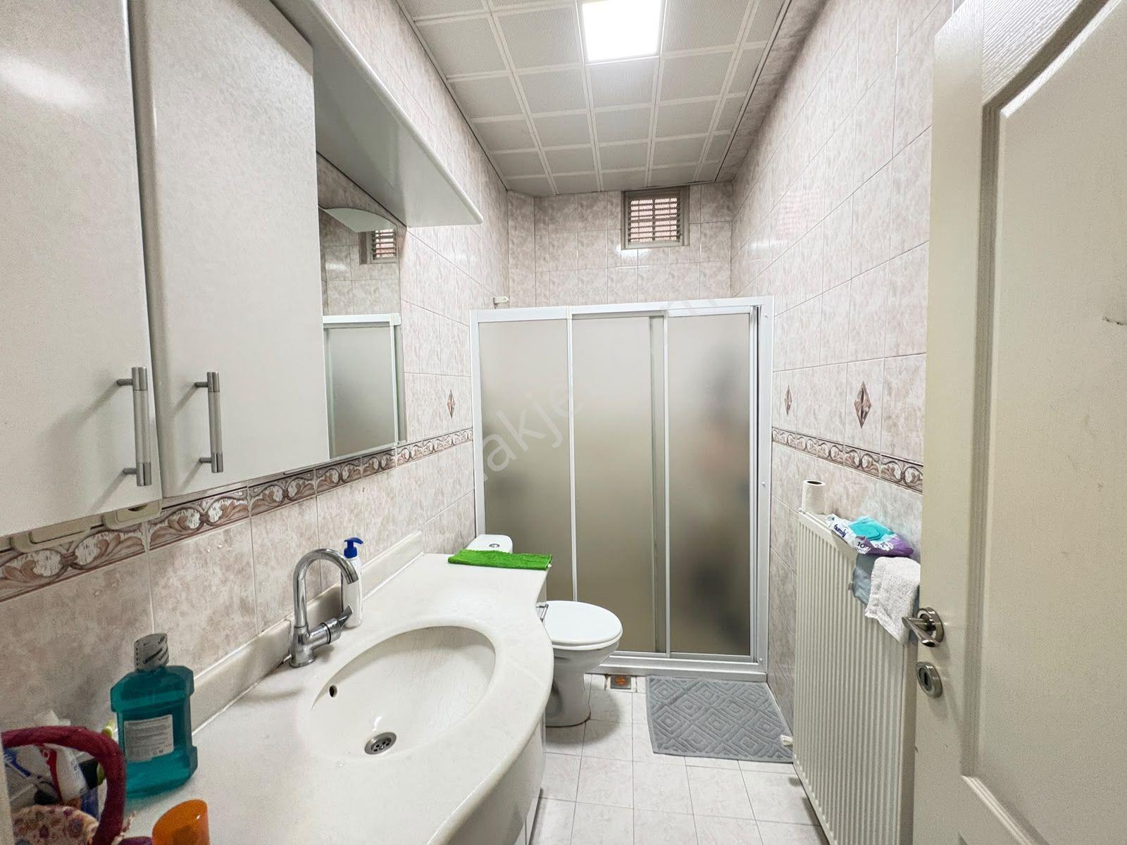 Göral Emlaktan 3+1 Yüksek Giriş Yapılı Öncephe Çetin Emeç Yakını — fotoğraf 28