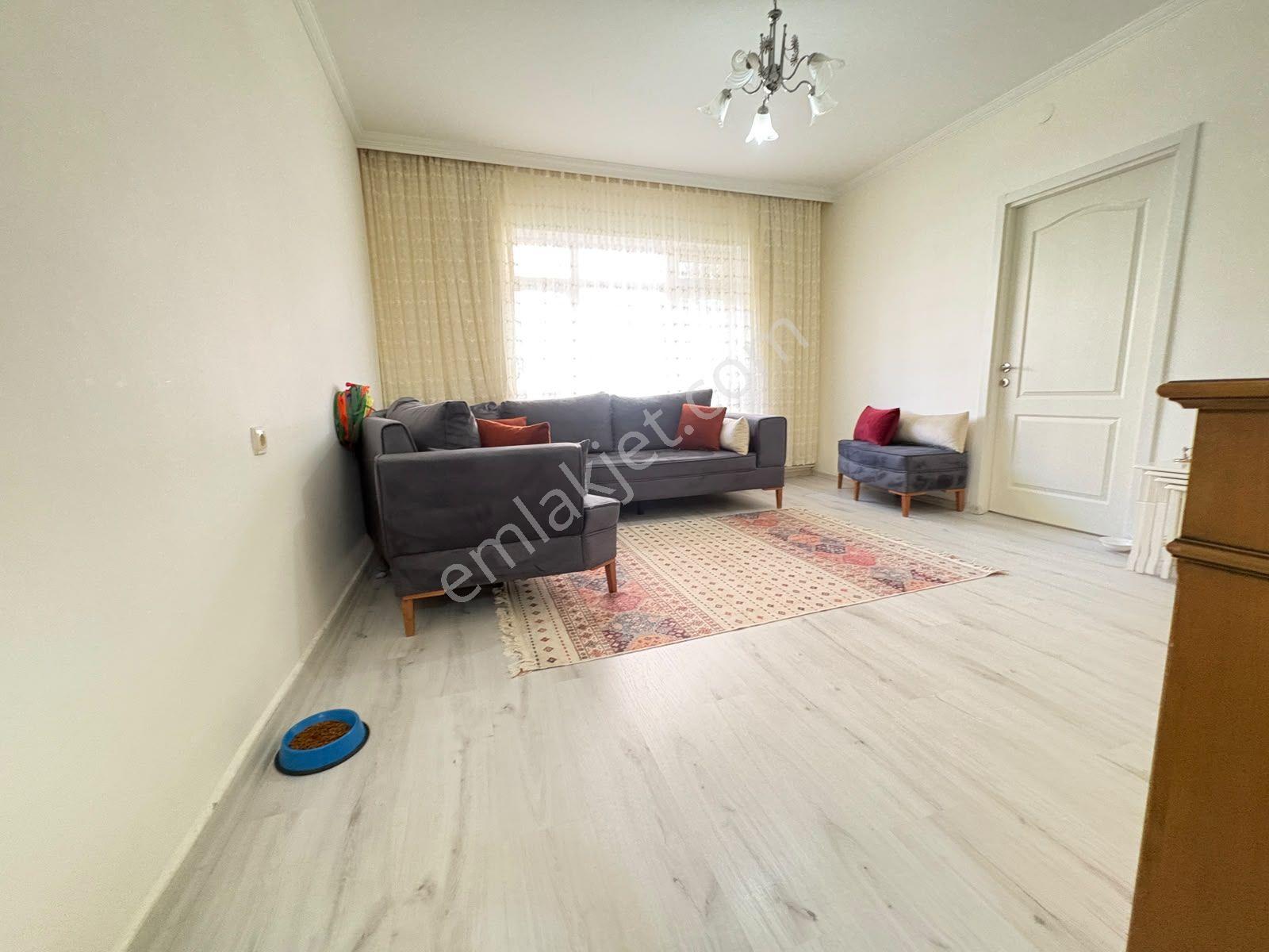 Göral Emlaktan 3+1 Yüksek Giriş Yapılı Öncephe Çetin Emeç Yakını — fotoğraf 33
