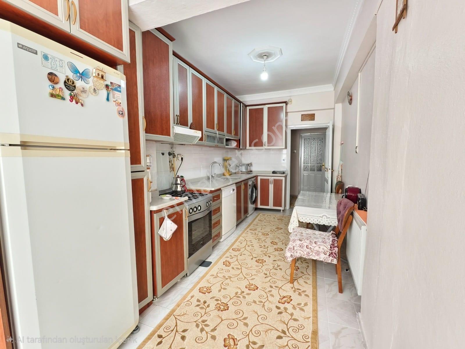 Yeni Rota'dan Merkezi Konumda Satlık Geniş 3+1 Daire — fotoğraf 6