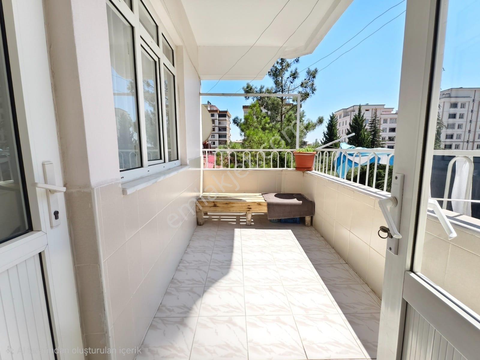 Yeni Rota'dan Merkezi Konumda Satlık Geniş 3+1 Daire — fotoğraf 13