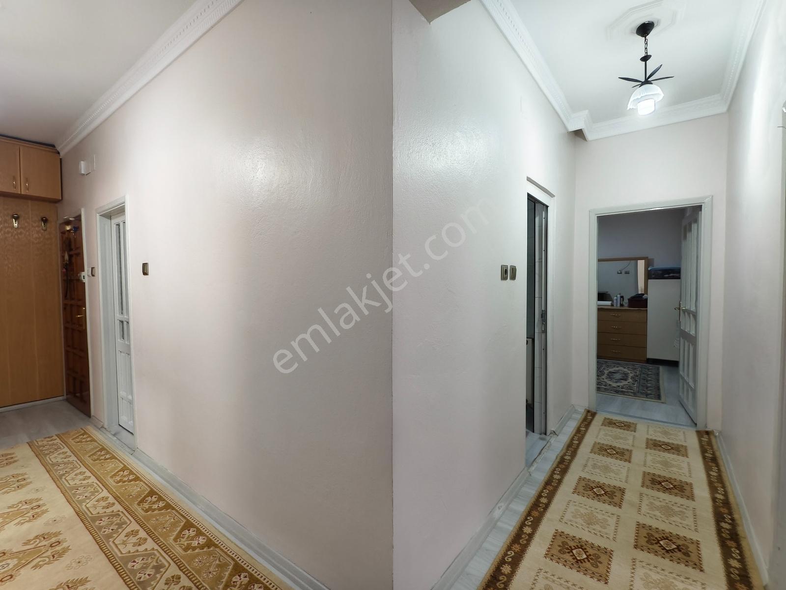 Yeni Rota'dan Merkezi Konumda Satlık Geniş 3+1 Daire — fotoğraf 22