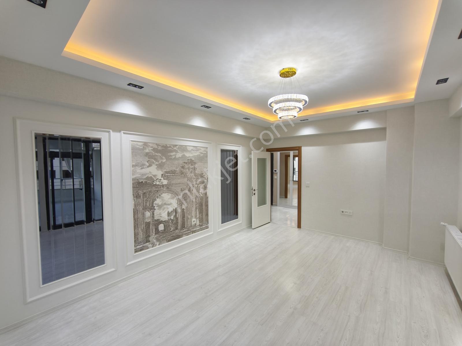 ***Güven Emlak'Tan Göztepe'De Full Yapılı Fırsat 4+1 Daire***