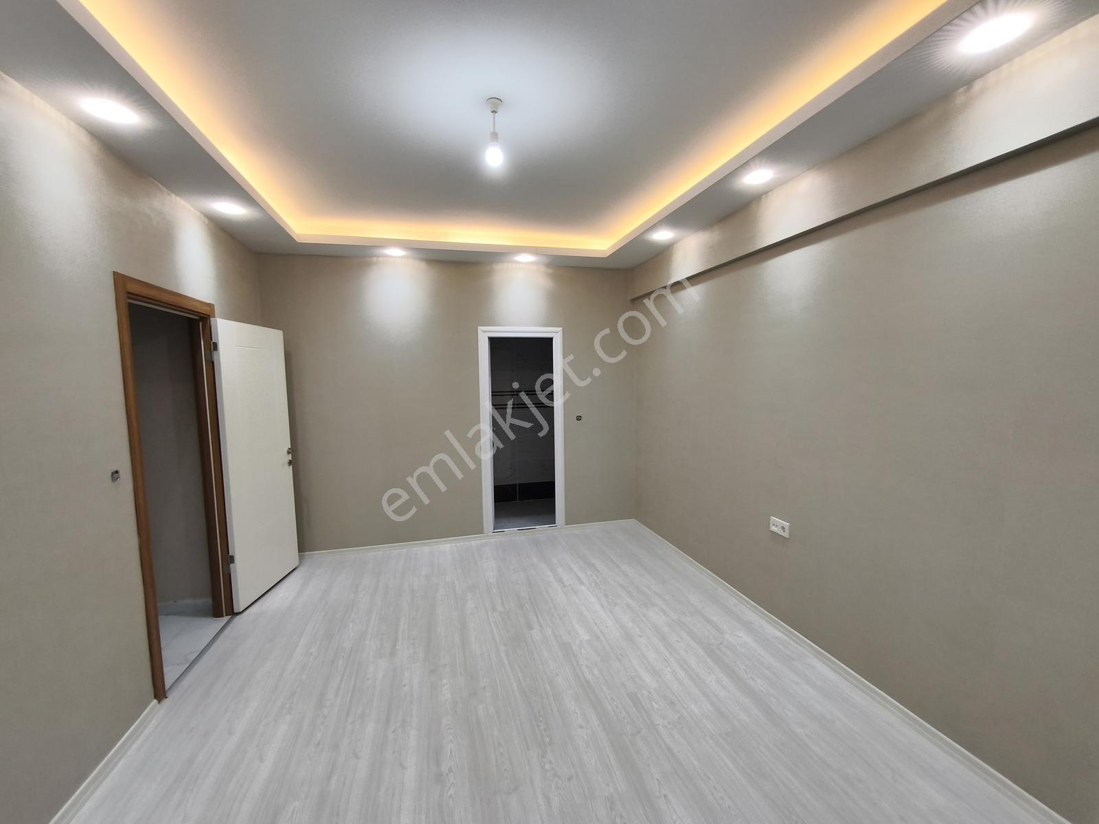 ***güven Emlak'tan Göztepe'de Full Yapılı Fırsat 4+1 Daire*** — fotoğraf 9