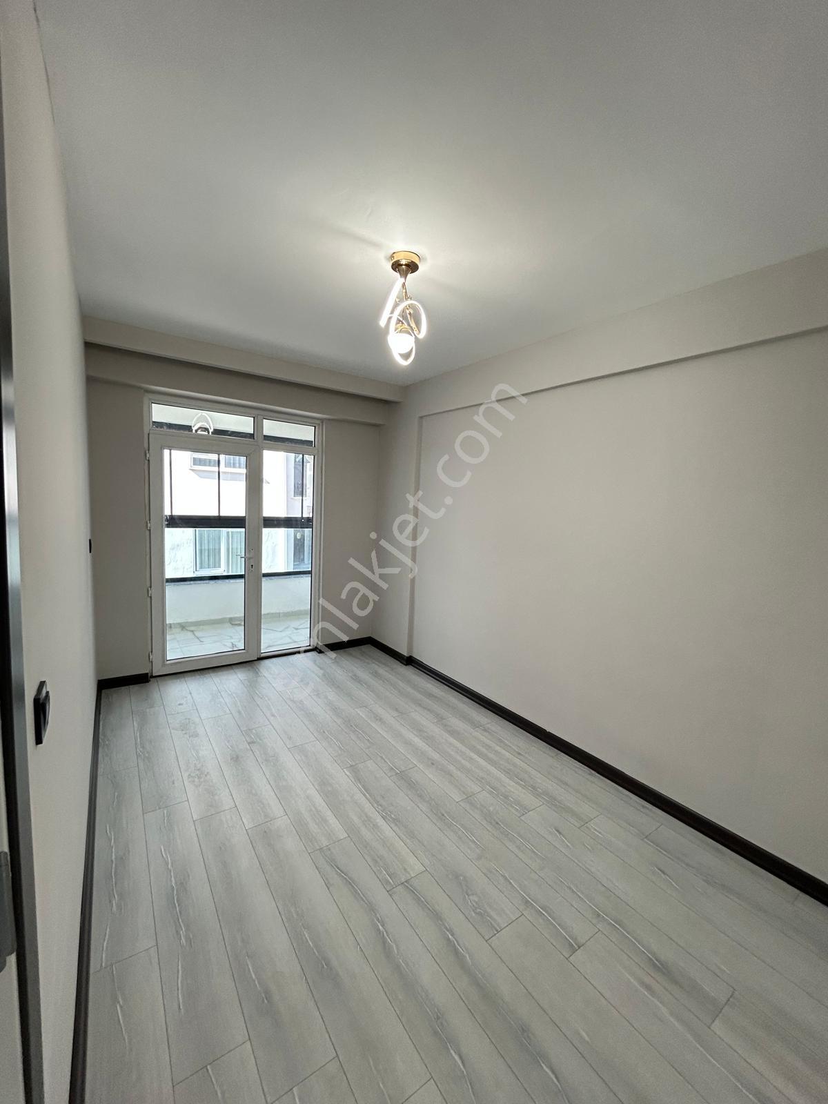 Balkan Gündüzden Esentepe Mahallesinde Satılık 2+0 Daire — fotoğraf 7