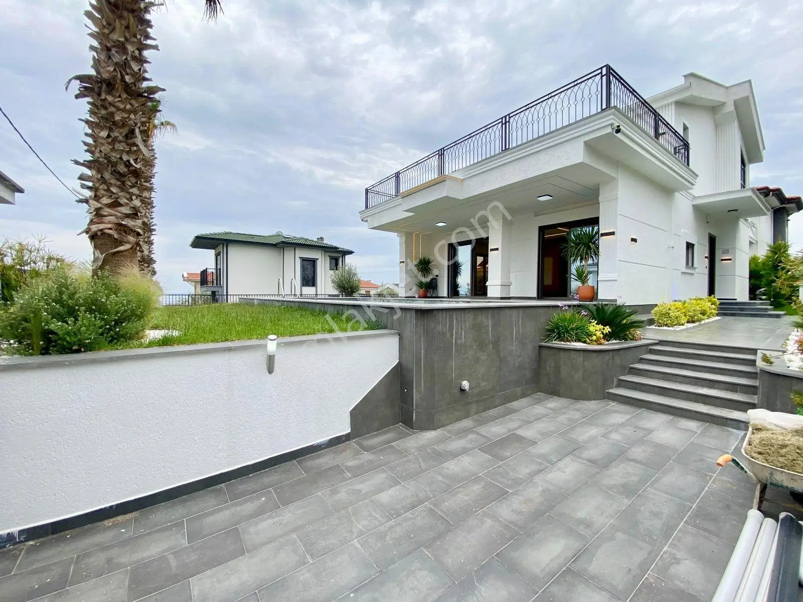 ꧁ay Emlaktan꧂narlıda 700m2 Arsa İçerisinde Deniz Manzaralı 4+1 Ultra Lüx Villa — fotoğraf 9