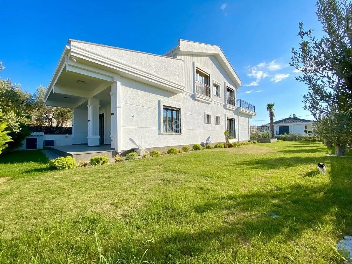 ꧁ay Emlaktan꧂narlıda 700m2 Arsa İçerisinde Deniz Manzaralı 4+1 Ultra Lüx Villa — fotoğraf 12