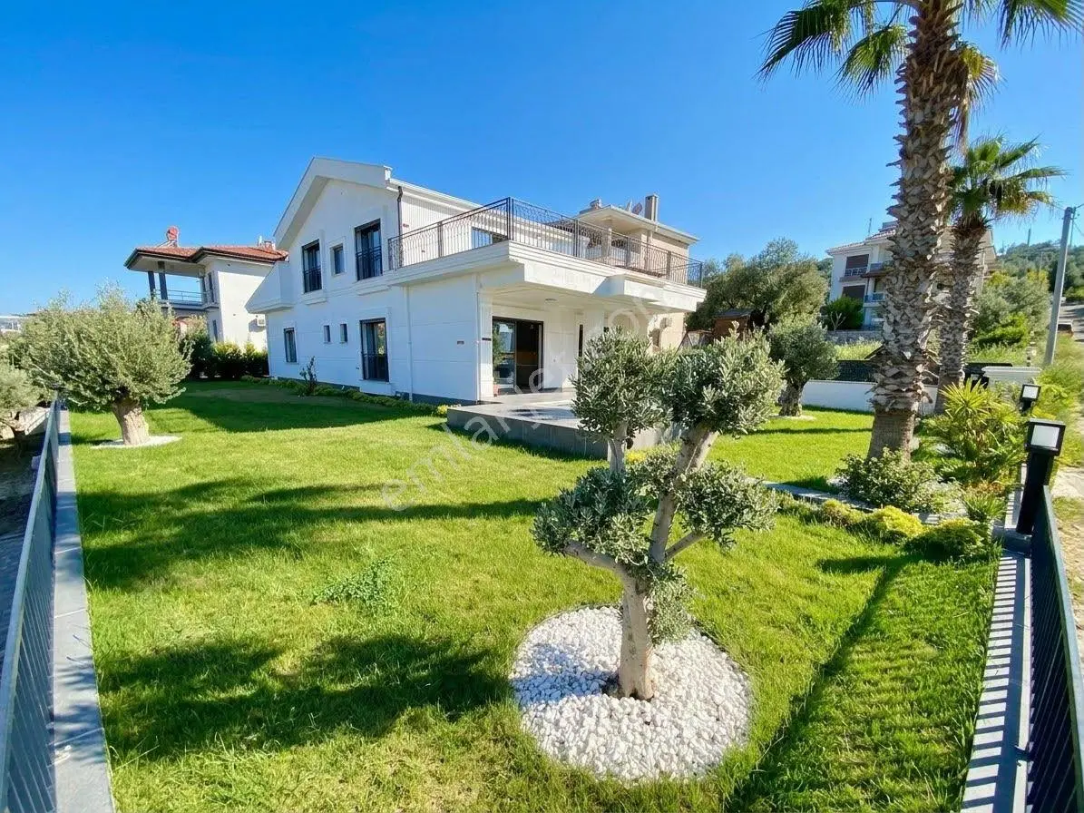 ꧁ay Emlaktan꧂narlıda 700m2 Arsa İçerisinde Deniz Manzaralı 4+1 Ultra Lüx Villa — fotoğraf 20