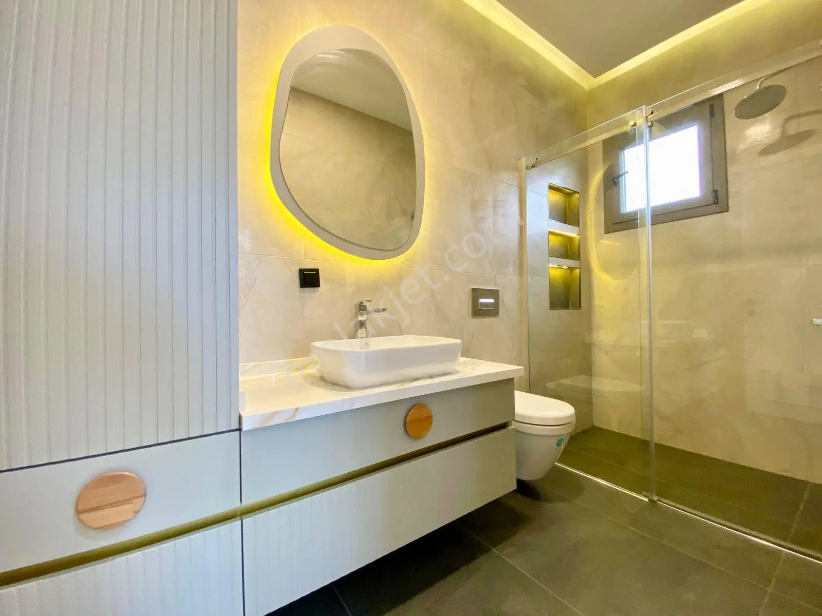 ꧁ay Emlaktan꧂narlıda 700m2 Arsa İçerisinde Deniz Manzaralı 4+1 Ultra Lüx Villa — fotoğraf 32