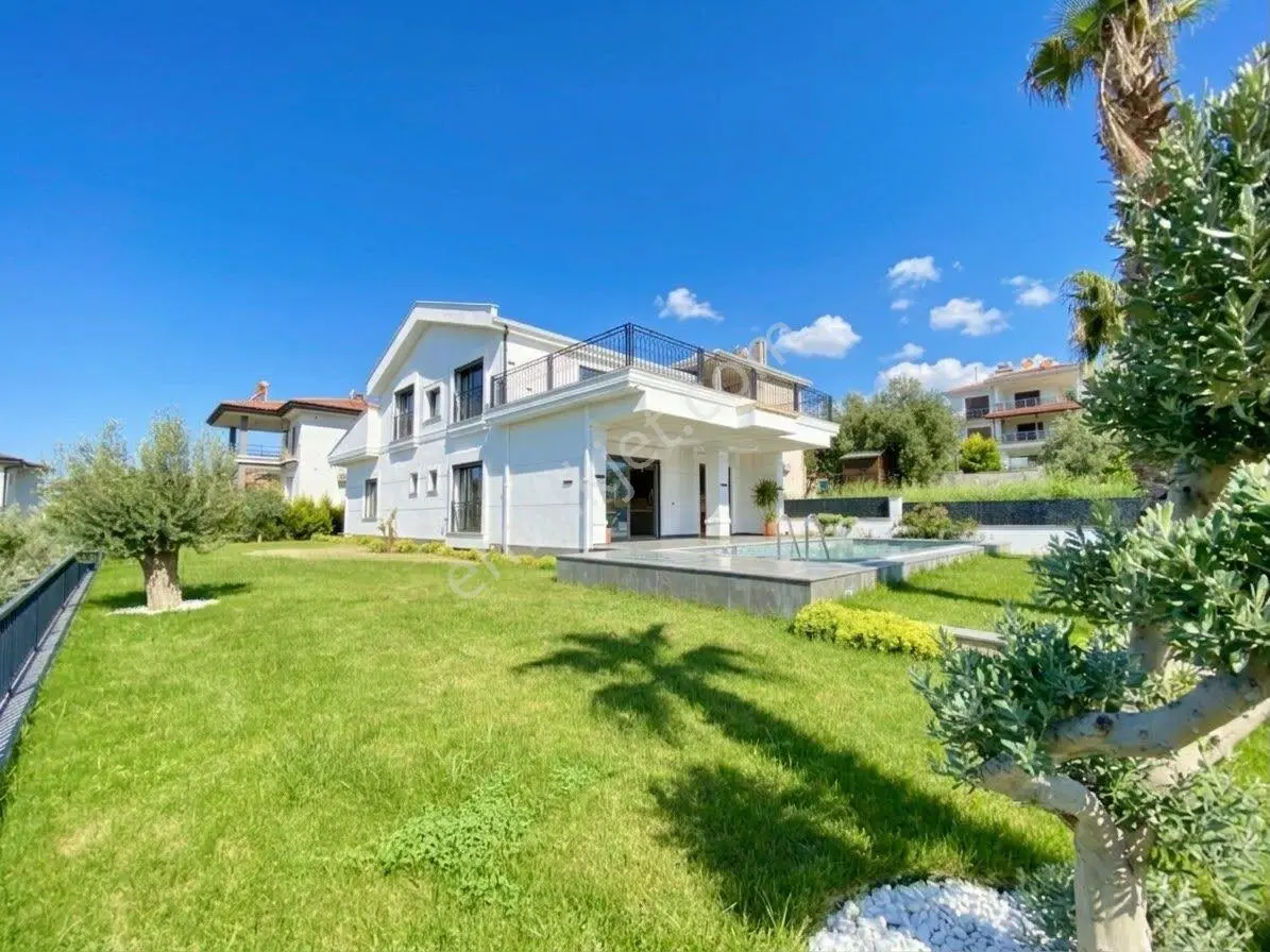 ꧁ay Emlaktan꧂narlıda 700m2 Arsa İçerisinde Deniz Manzaralı 4+1 Ultra Lüx Villa — fotoğraf 35